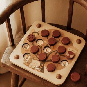 Alternative view of Mrs. Ertha | Pop & Peek memory spel